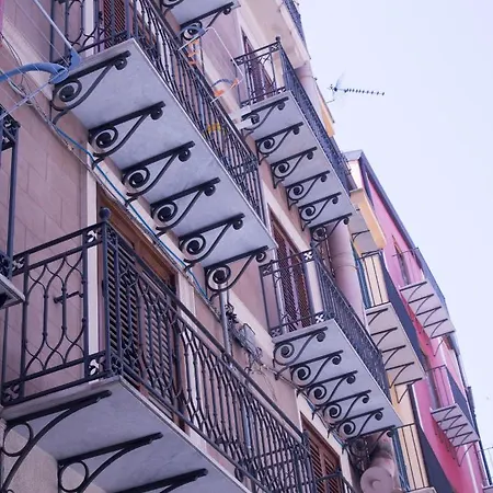 Via Pannieri Palermo